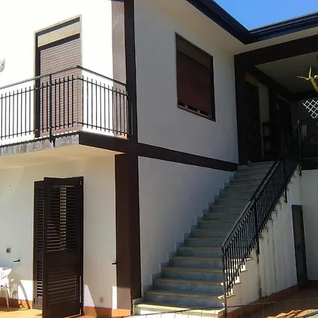 Holiday home Casa Vacanza Etna *
